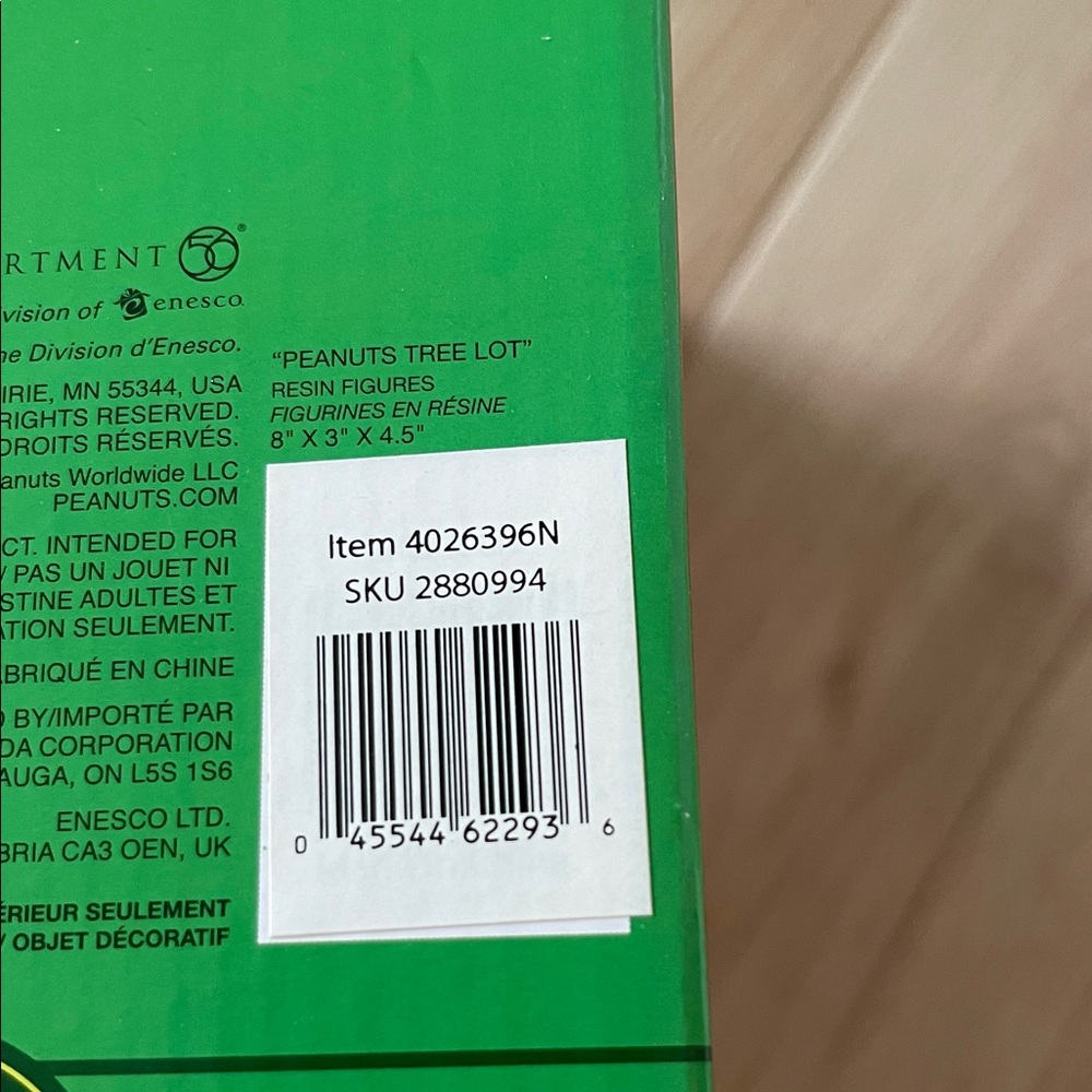 Department 56 “Peanuts Tree Lot” Set - Picture 14 of 14